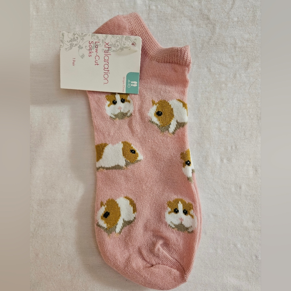 Pink Guinea Pig Ankle Socks